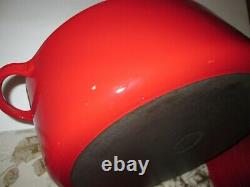 Rare G Vintage Le Creuset Enamel Cast Iron Oval Dutch Oven 7.5 Qt Dark Solid Red