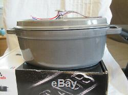 STAUB 4-1/4 Qt OVAL ENEMALED CAST IRON COCOTTE DUTCH OVEN Made in France $414