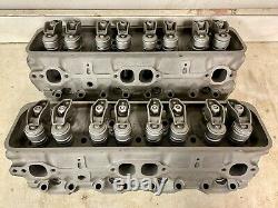 Small Block Chevy 305 Sbc 14101081 Cylinder Heads Pair Original Gm Camaro Efi