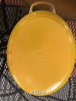Stunning! Le Creuset NIB RARE 8 Quart Oval Soleil Yellow Cast Iron Dutch Oven