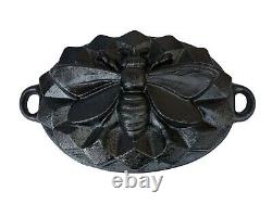 Vintage Cast Iron Bee pan Bee mold baking pan (# 4570)