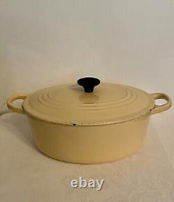 Vintage Le Creuset #25 Dutch Oven 3.5 Qt Enamel Cast Iron Pale Yellow with Lid