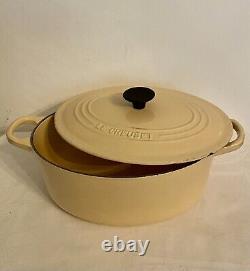 Vintage Le Creuset #25 Dutch Oven 3.5 Qt Enamel Cast Iron Pale Yellow with Lid