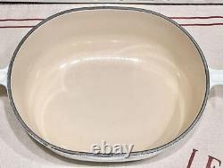 Vintage Mama Cocotte Oval 25cm Le Creuset, pew-owned