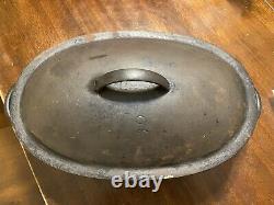 Wagner ware cast iron oval roster / Dutch Oven no. 2 handwritten Base And Lid